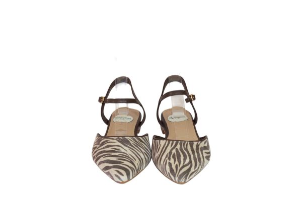 Slingback in cavallino animalier con cinturino gioiello
